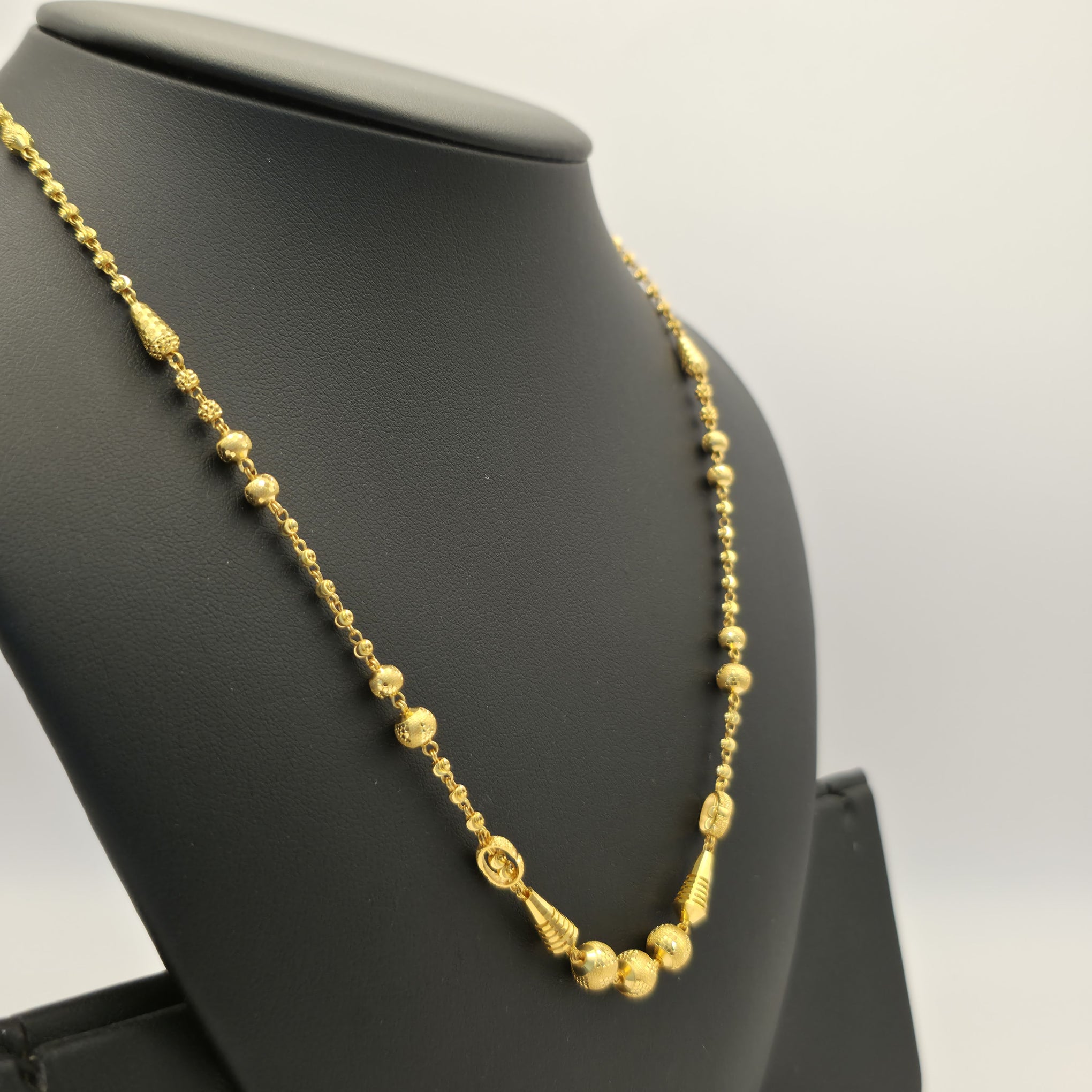 13.5g 22ct Gold Triple-Ball 18" Necklace