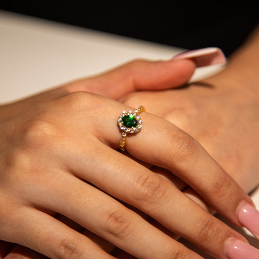 3g 22ct Gold Green Oval Gem with Clear Gem Halo Ring