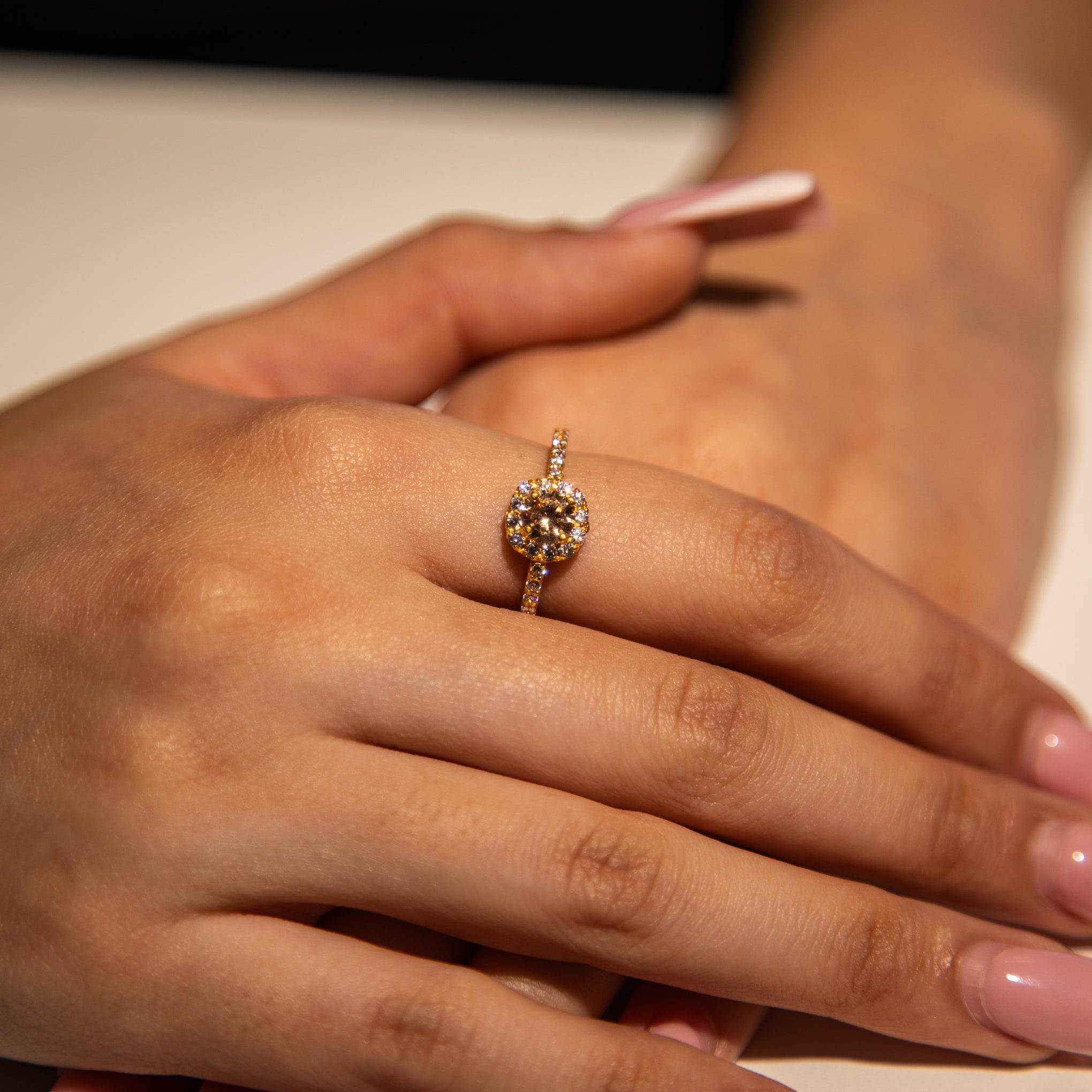 3.1g 22ct Gold Bronze Gem Heritage Statement Ring