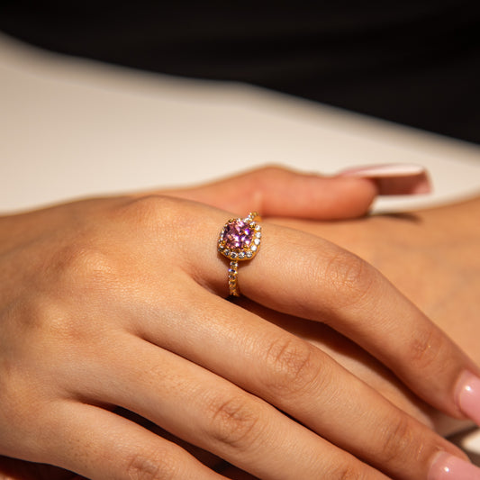 3.2g 22ct Gold Pink Square Gem Royal Grace Ring