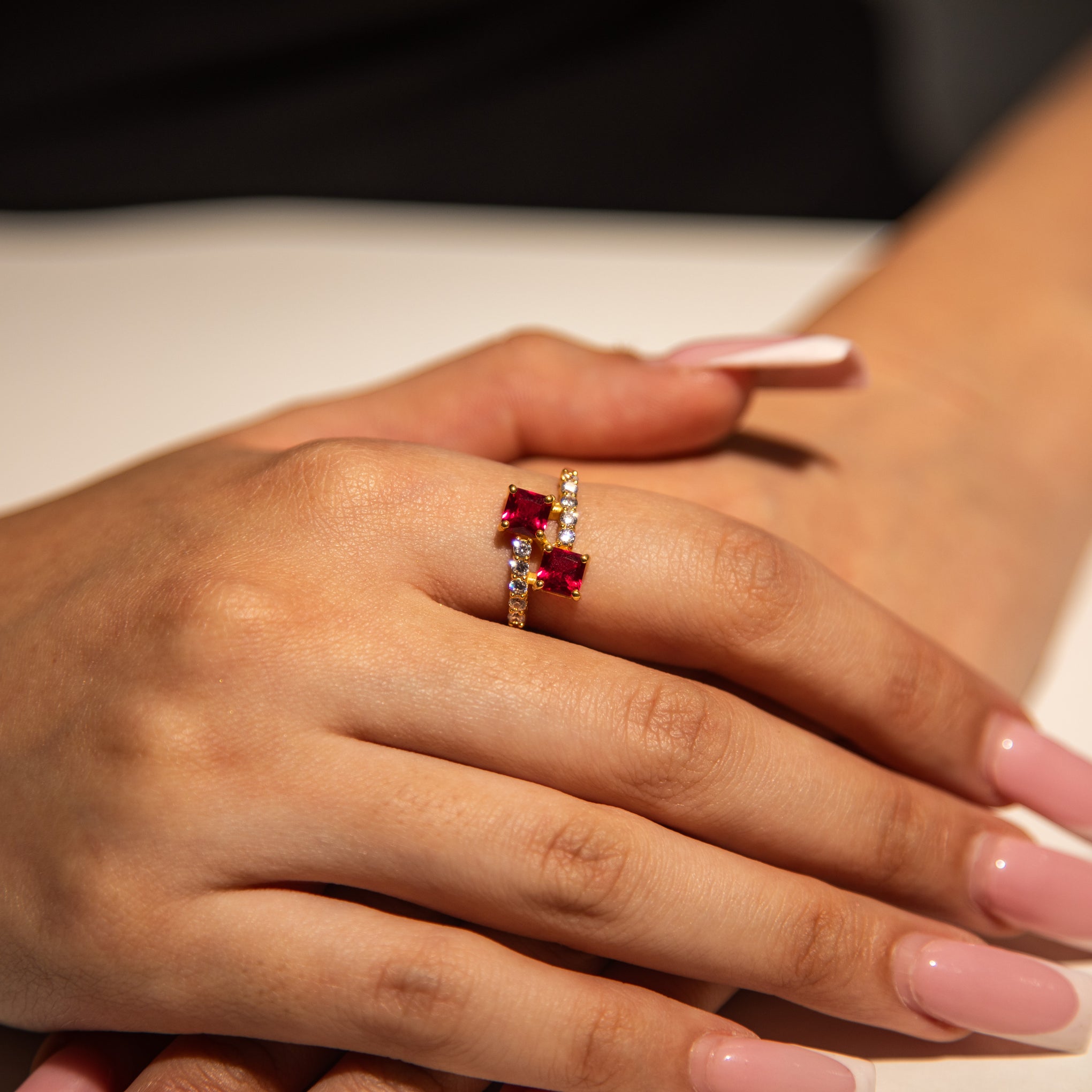 3.3g 22ct Gold Dual Red Square Gem Royal Heritage Ring