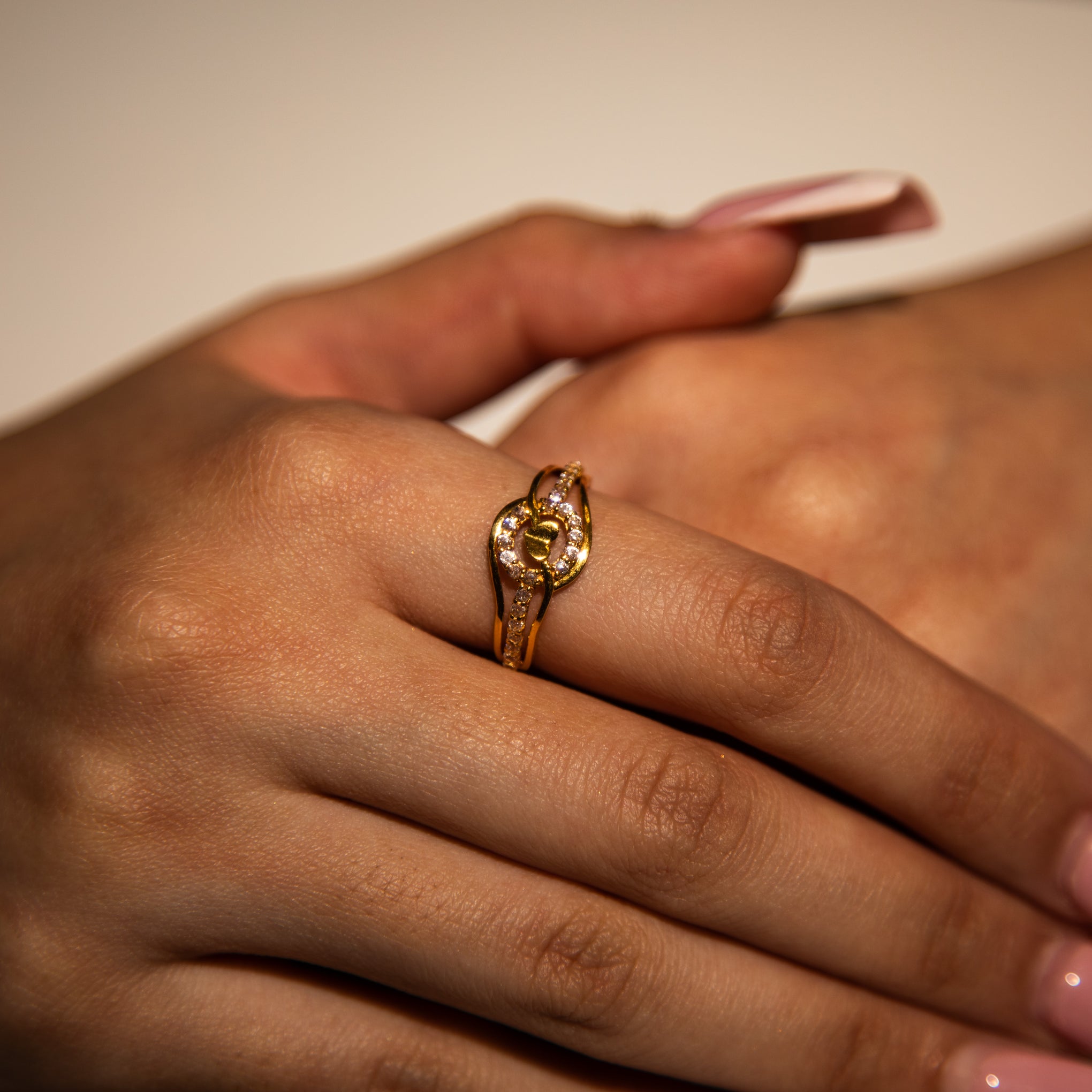 1.7g 22ct Gold Swirly Gold Heart Ring