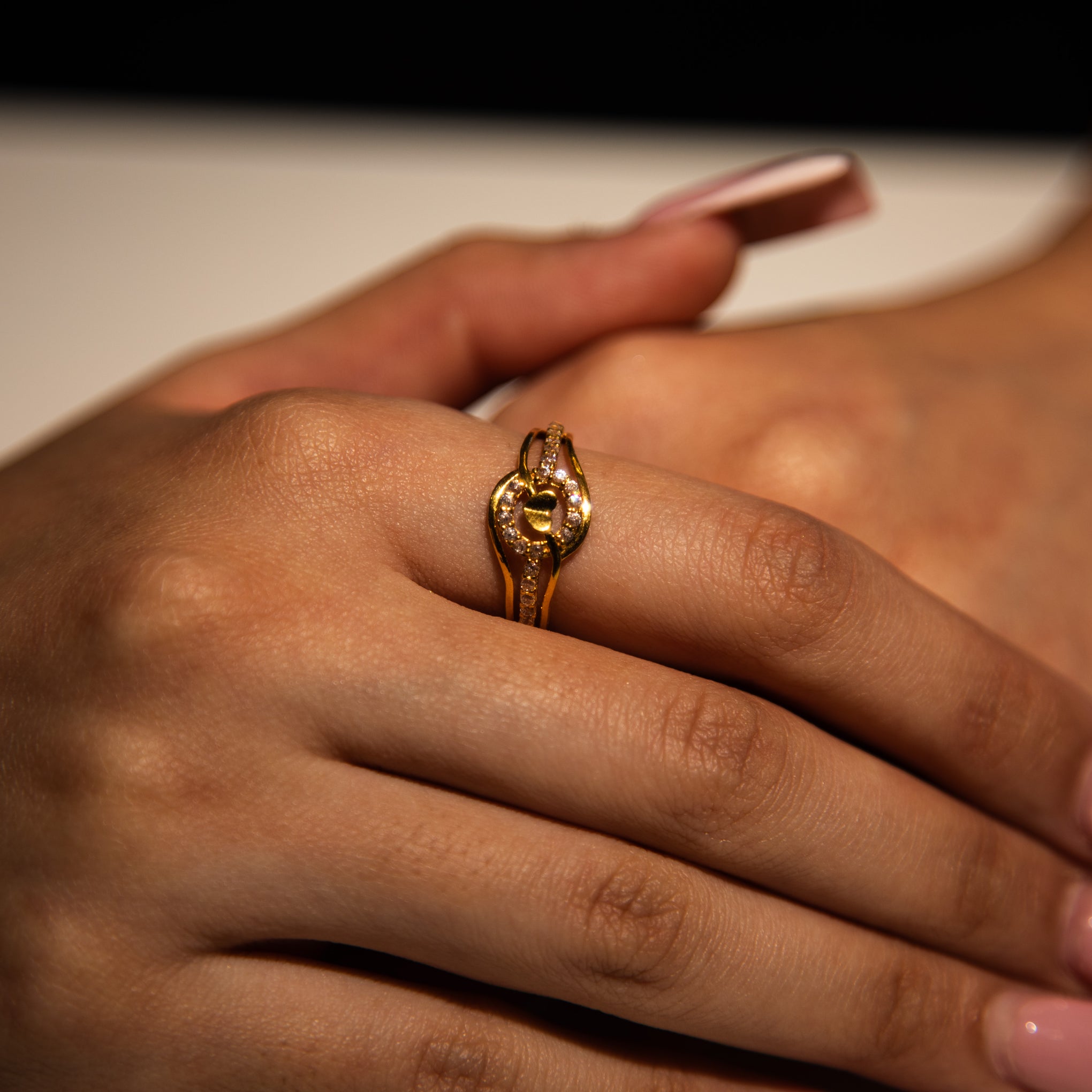1.7g 22ct Gold Swirly Gold Heart Ring