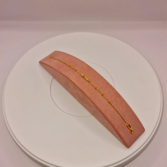 2.3g 22ct Gold Dainty Diamond-Cut Ball Bracelet