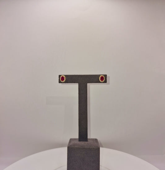 2.9g 22ct Gold Royal Ruby Sparkle Ear Studs