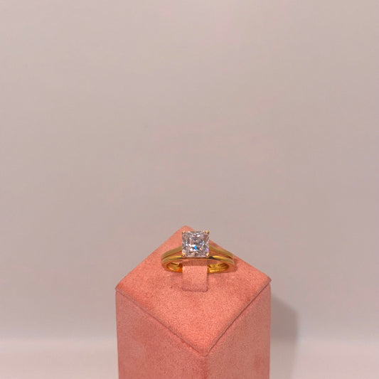 4.3g Elysian Princess Solitaire Gold Double Ring Set
